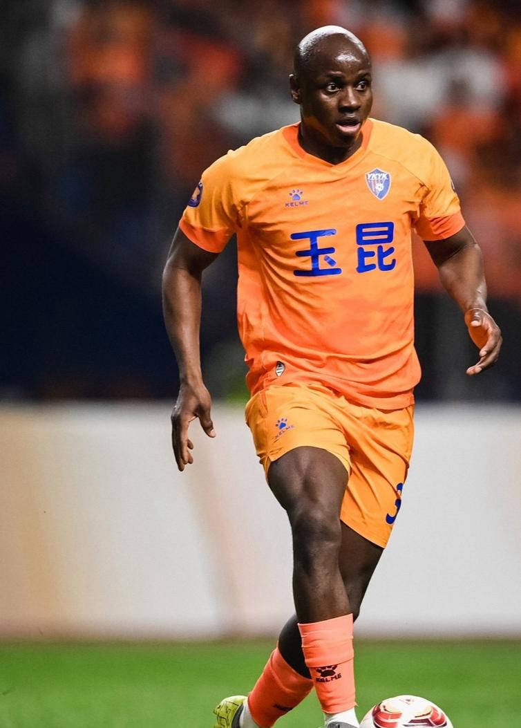 米兰- 独木桥游戏目标 